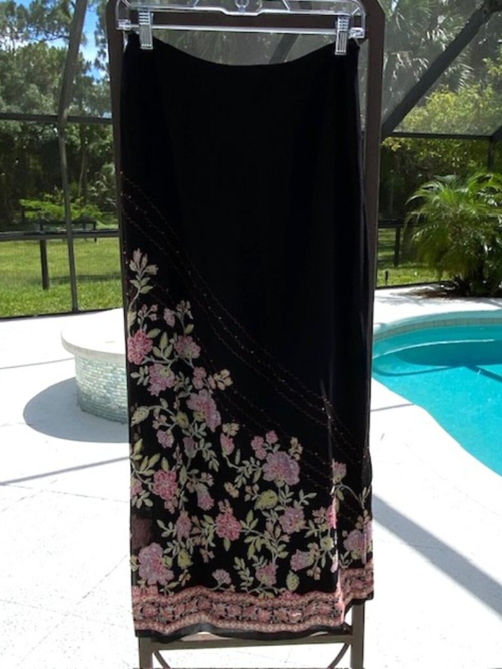 Ann Taylor Black Silk Floral Maxi Skirt Beads Side Slit Size 6